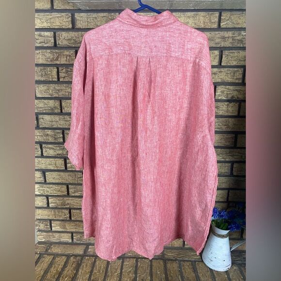 Two Roundtree & York linen button ups - Picture 6 of 8